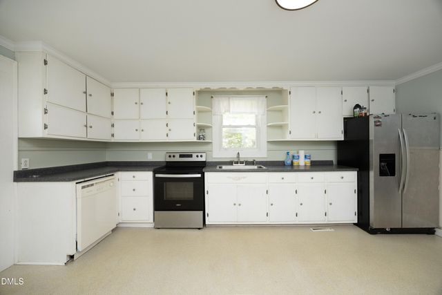 3046 Cherokee Drive, Elon, NC 27244