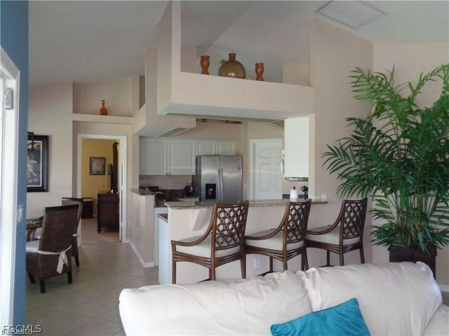 2127 SW 52nd LN, Cape Coral, FL 33914