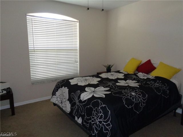 2127 SW 52nd LN, Cape Coral, FL 33914