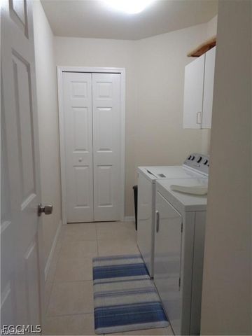 2127 SW 52nd LN, Cape Coral, FL 33914