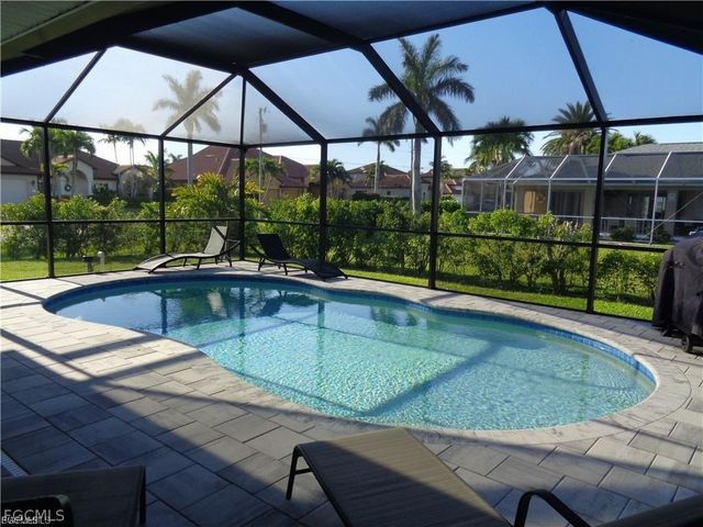 2127 SW 52nd LN, Cape Coral, FL 33914