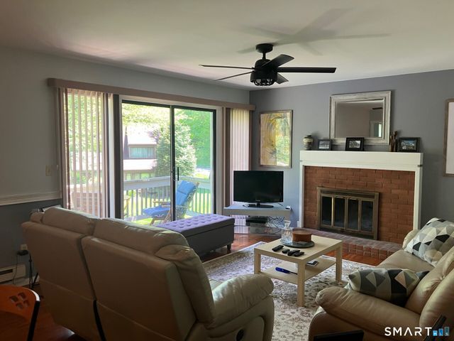 343 Heritage Village D, Southbury, CT 06488