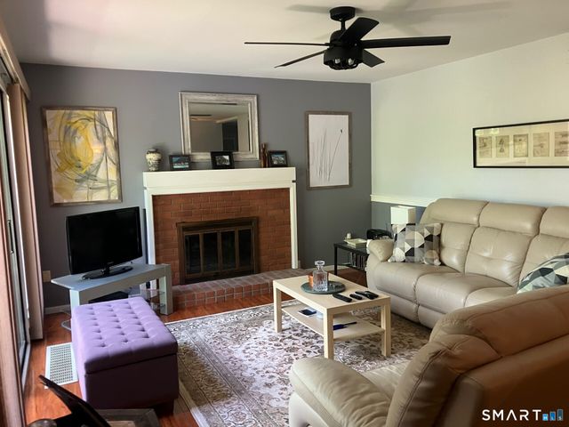 343 Heritage Village D, Southbury, CT 06488