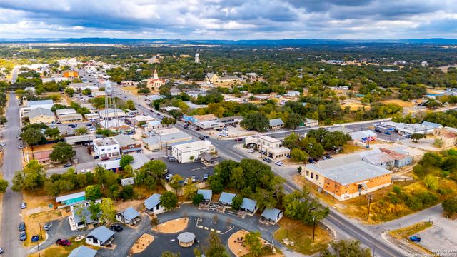 112 Hwy 16 S, Bandera, TX 78003