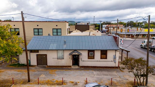 112 Hwy 16 S, Bandera, TX 78003