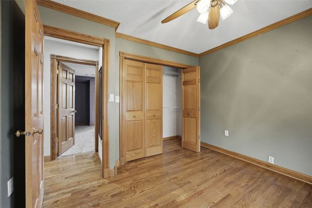 5221 Old Ely Road SW, Cedar Rapids, IA 52404