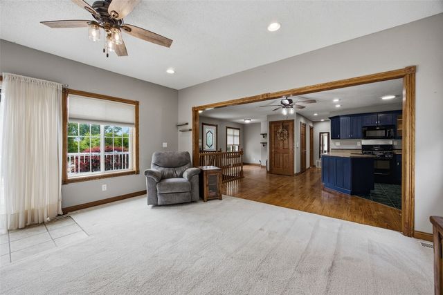 5221 Old Ely Road SW, Cedar Rapids, IA 52404