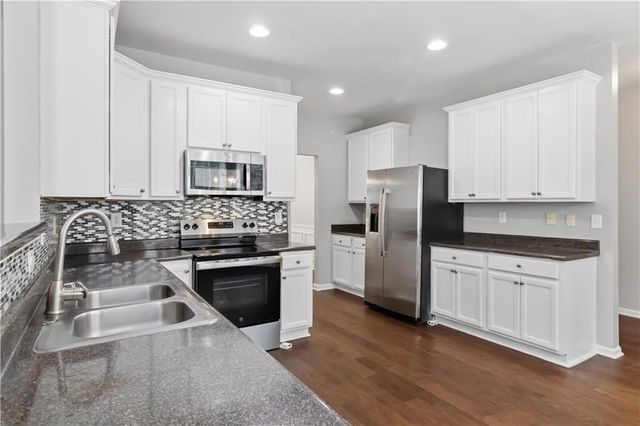4304 Savannah Trail, Atlanta, GA 30349