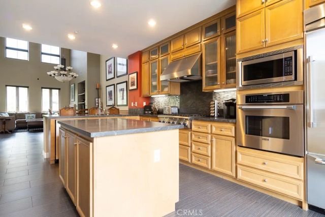 21 Vantis Drive, Aliso Viejo, CA 92656