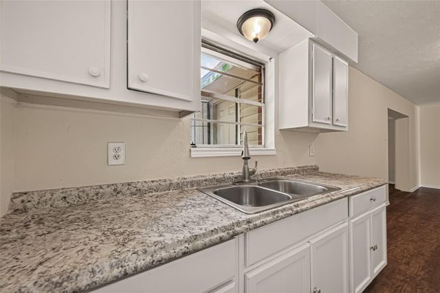 11819 Leitrim Way, Houston, TX 77047