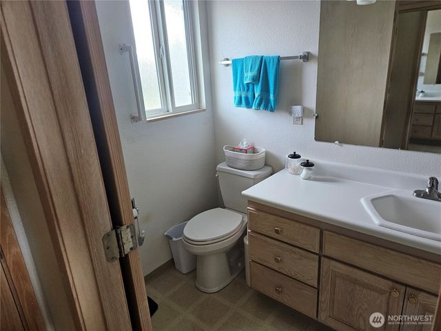 29529 G Street, Ocean Park, WA 98640