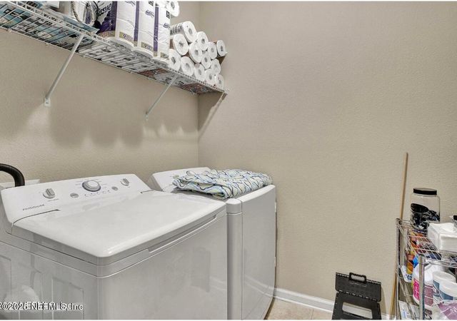 10113 DOGWOOD CREEK Drive, Jacksonville, FL 32222