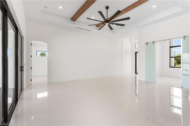 10 SW 33rd AVE, Cape Coral, FL 33991