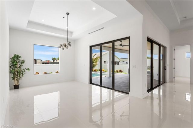 10 SW 33rd AVE, Cape Coral, FL 33991