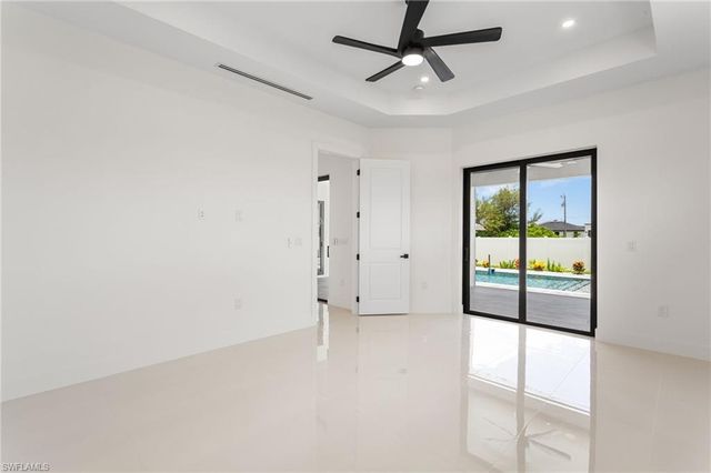 10 SW 33rd AVE, Cape Coral, FL 33991