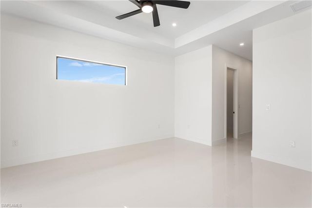 10 SW 33rd AVE, Cape Coral, FL 33991