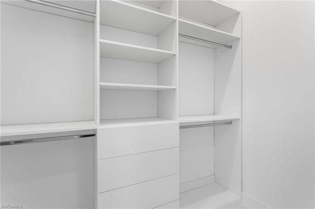 10 SW 33rd AVE, Cape Coral, FL 33991