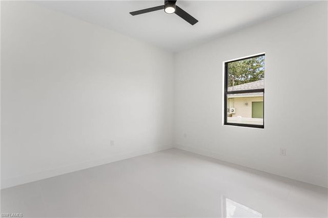 10 SW 33rd AVE, Cape Coral, FL 33991