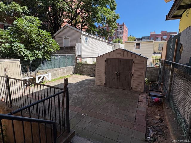 3111 Linden Place 1B, Flushing, NY 11354