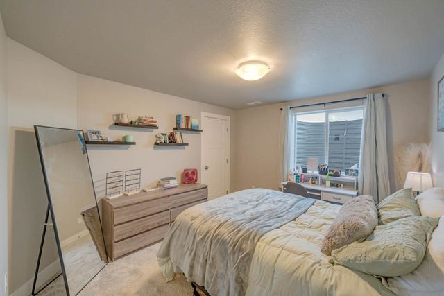 725 SE Drumlin Drive, Waukee, IA 50263