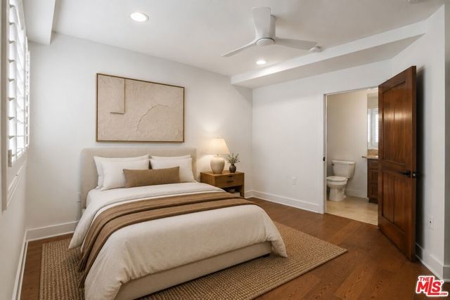 3965 Moore Street 104, Los Angeles, CA 90066