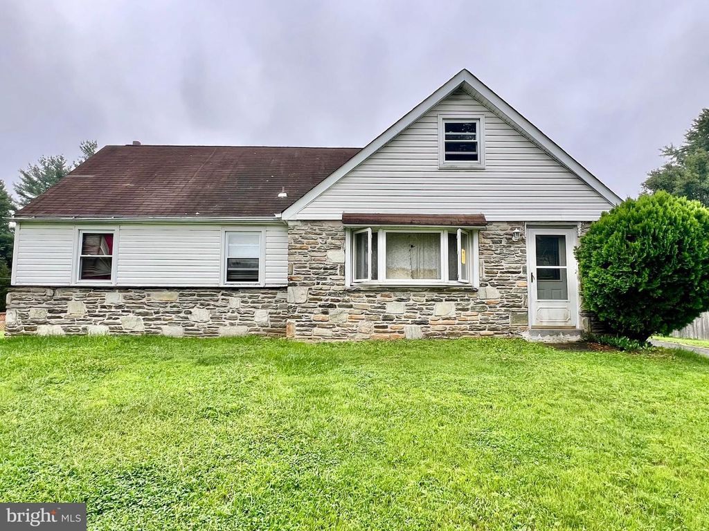 222 HOLLY HILL RD, RICHBORO, PA 18954 — photo 3