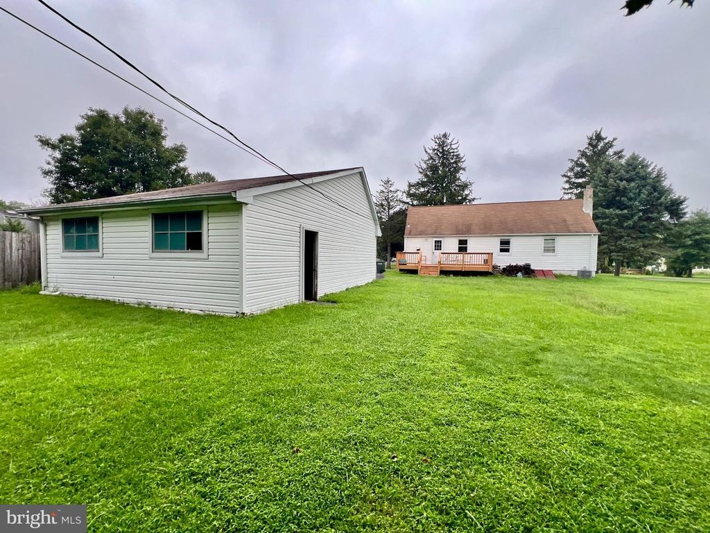 222 HOLLY HILL RD, RICHBORO, PA 18954 — photo 5