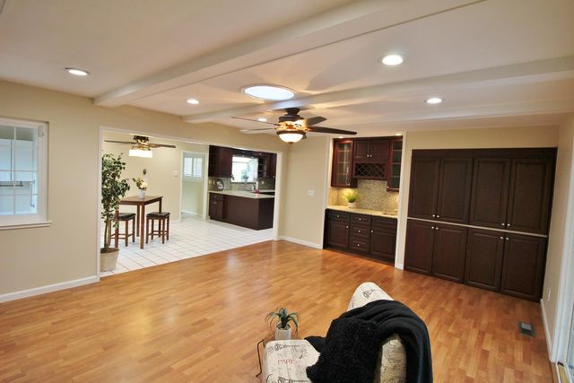 302 Leveland Ln, Modesto, CA 95350