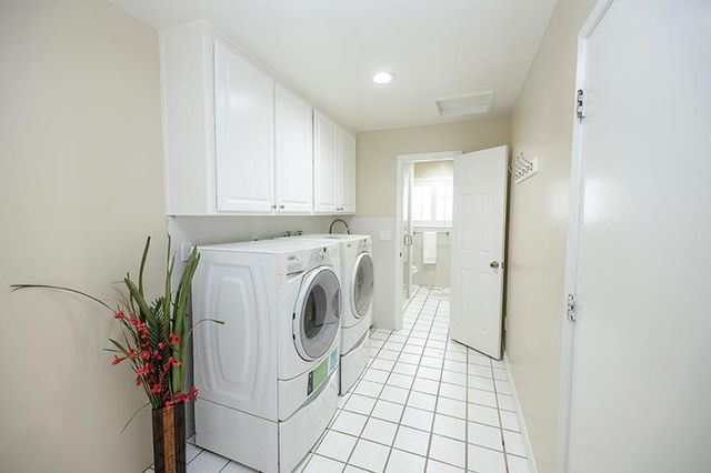 302 Leveland Ln, Modesto, CA 95350