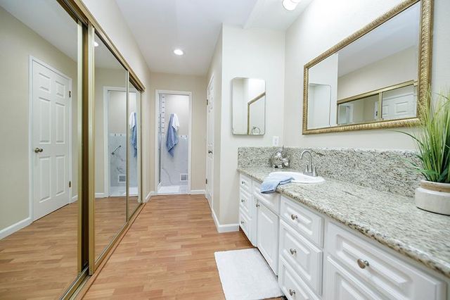 302 Leveland Ln, Modesto, CA 95350