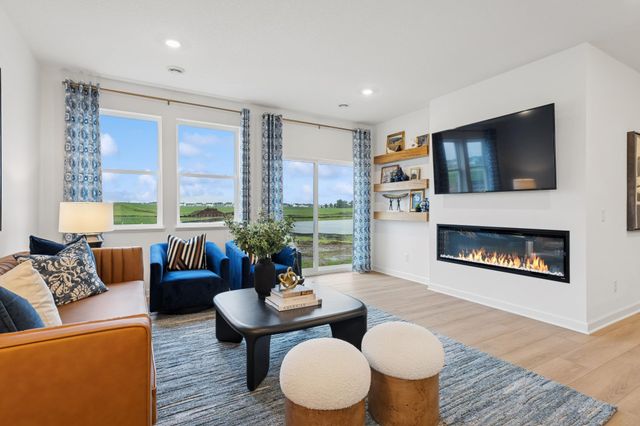 18317 Gladiator Drive, Lakeville, MN 55068