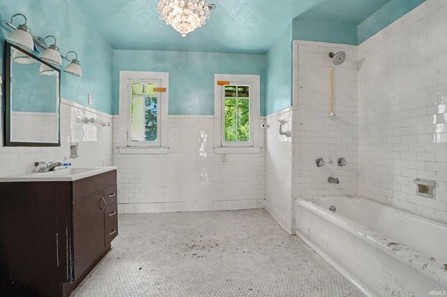 501 Blaine Avenue, South Bend, IN 46616