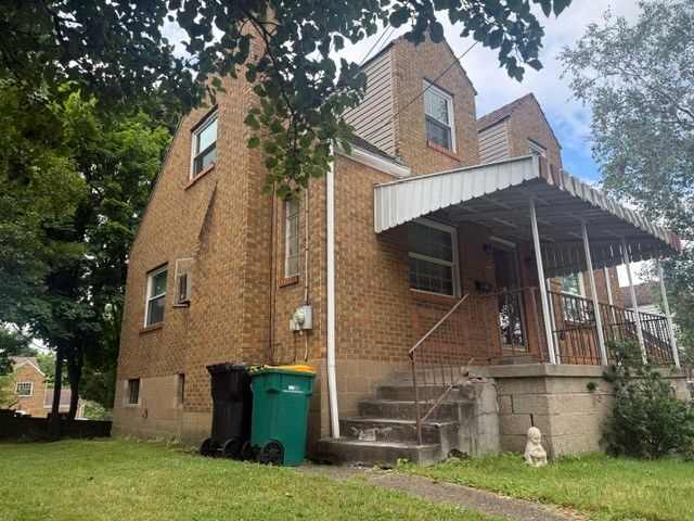 13 Ocenas Ave, Ross Twp, PA 15212