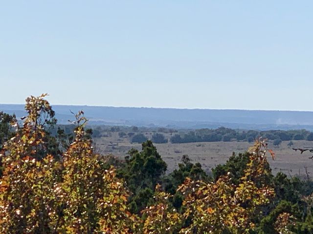 6525 Archerfield Court W, Cleburne, TX 76033