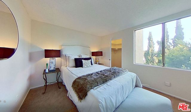 12830 Burbank Boulevard 201, Valley Village, CA 91607