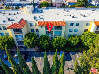 12830 Burbank Boulevard 201, Valley Village, CA 91607