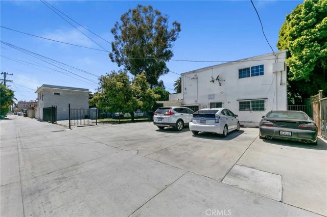 1070 Chestnut, Long Beach, CA 90813