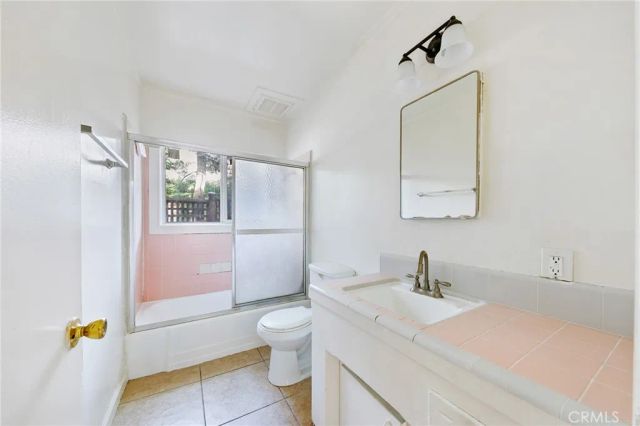 1070 Chestnut, Long Beach, CA 90813