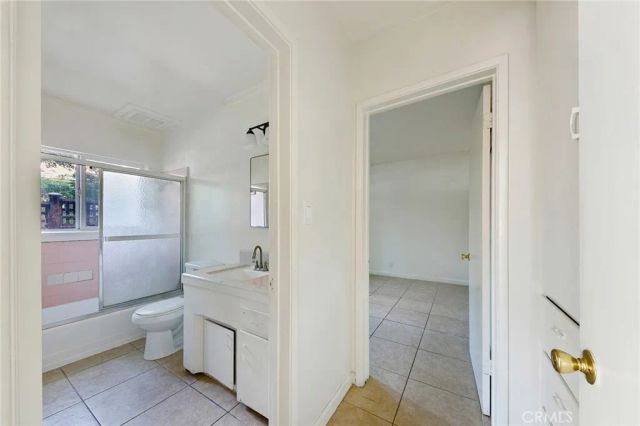 1070 Chestnut, Long Beach, CA 90813