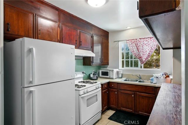 1070 Chestnut, Long Beach, CA 90813