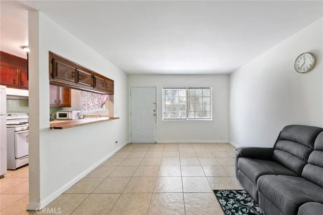 1070 Chestnut, Long Beach, CA 90813