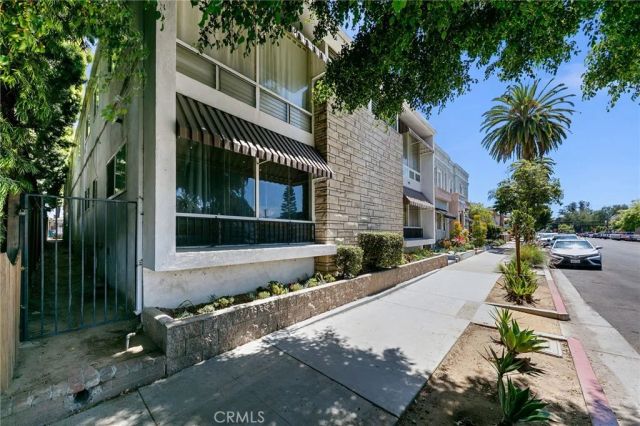 1070 Chestnut, Long Beach, CA 90813