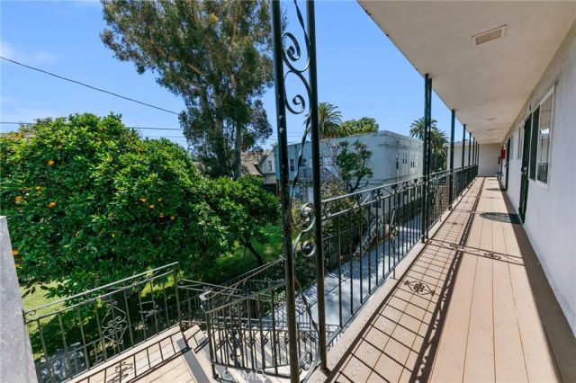 1070 Chestnut, Long Beach, CA 90813