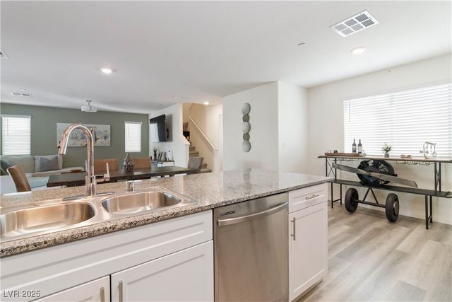 6855 Crimson Shadow Street, North Las Vegas, NV 89086