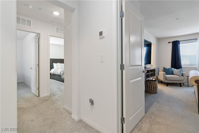 6855 Crimson Shadow Street, North Las Vegas, NV 89086