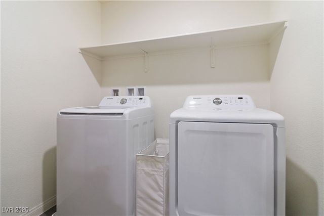 6855 Crimson Shadow Street, North Las Vegas, NV 89086