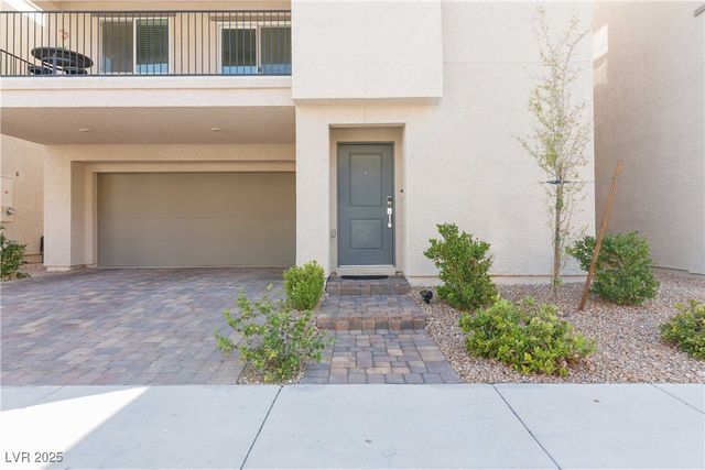 6855 Crimson Shadow Street, North Las Vegas, NV 89086