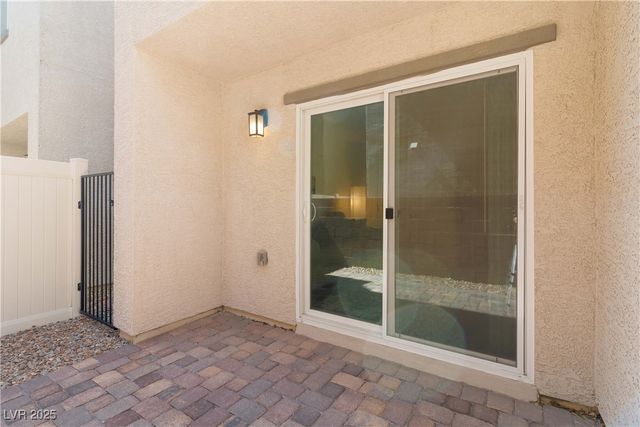 6855 Crimson Shadow Street, North Las Vegas, NV 89086