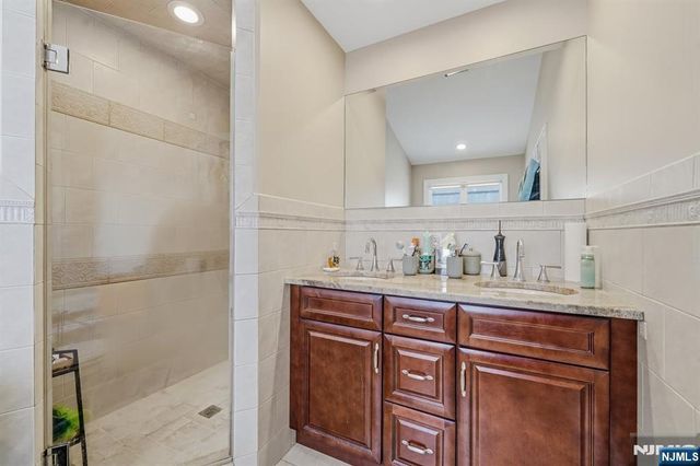 310 6th Street A, Fairview, NJ 07022