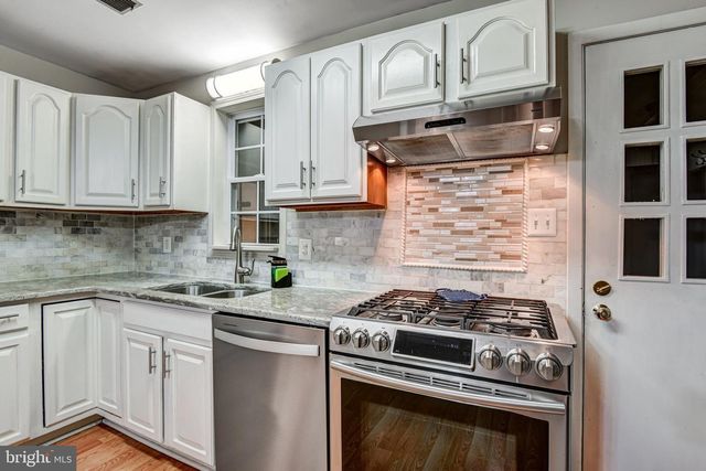 8909 HILL PL, Manassas, VA 20110